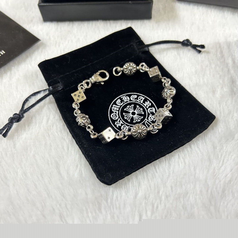 Ch**me He**ts bracelets